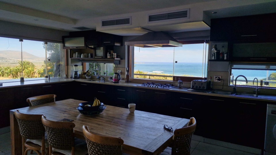 To Let 3 Bedroom Property for Rent in Chapman